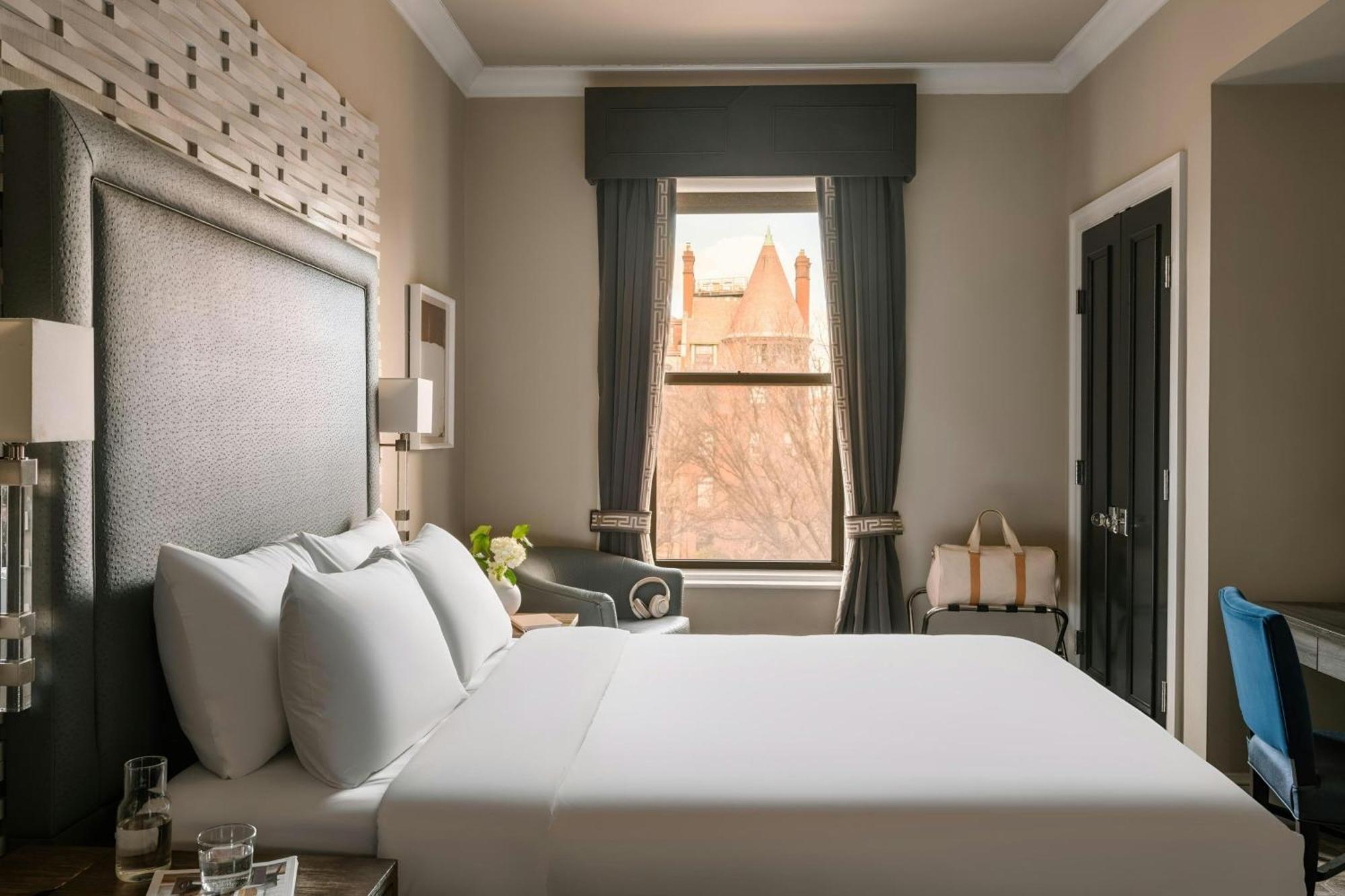 No. 284 Back Bay Hotel, Sonder Hotel Boston
