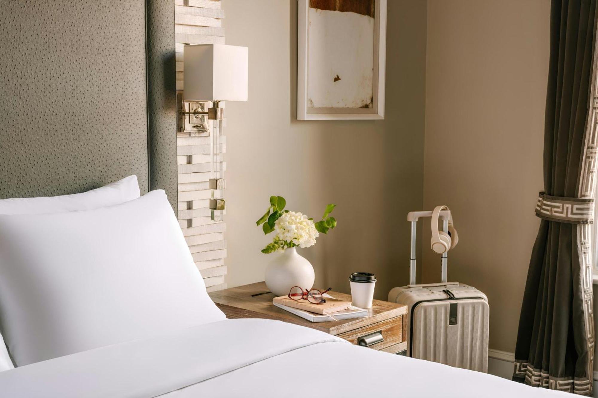 No. 284 Back Bay Hotel, Sonder Boston