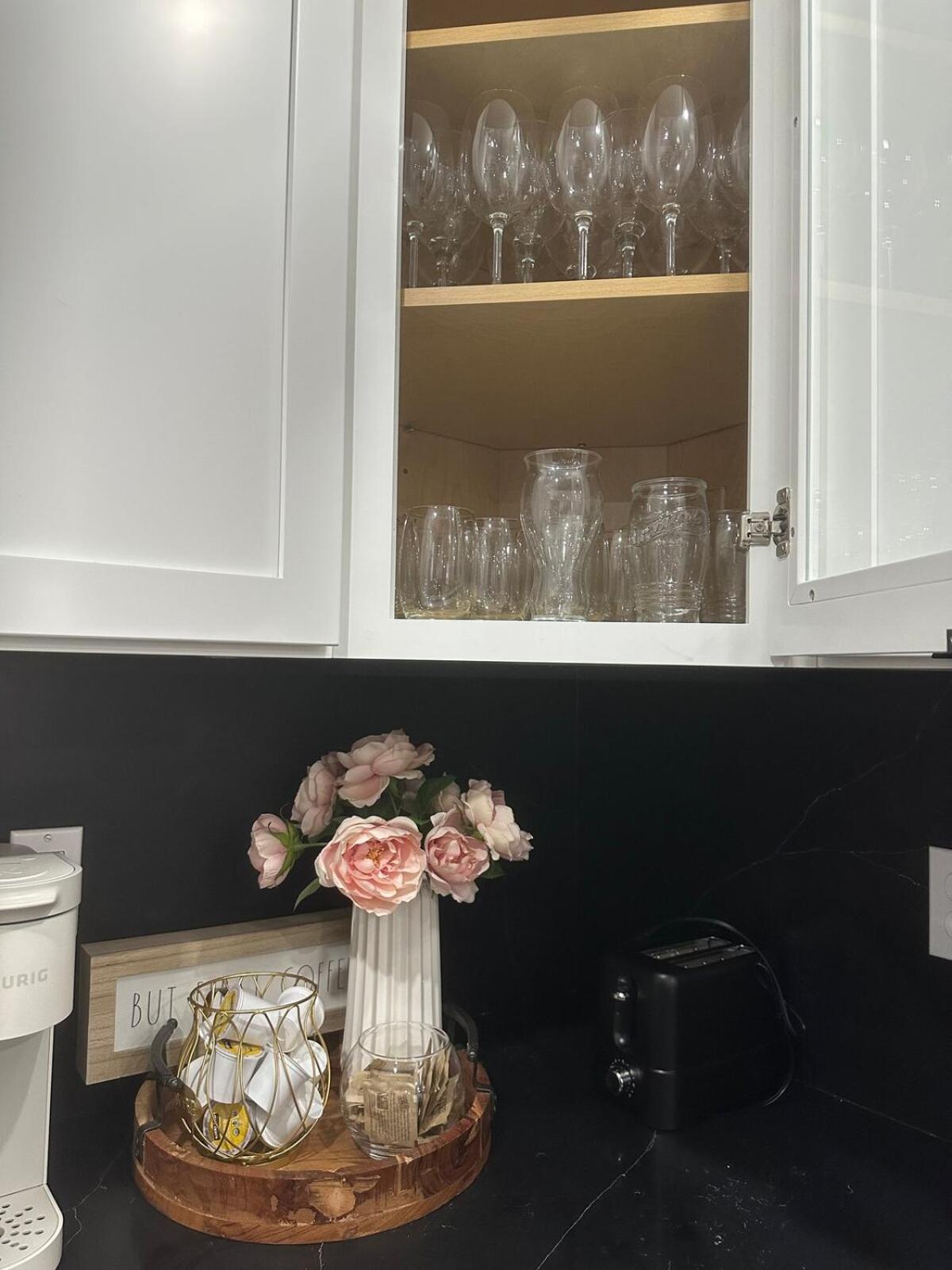 Apartment 85a Charming Base, 3br, 2ba Ideal For Families *