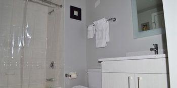 Seaport Luxury Harborview Apartments By Sparesuite *