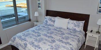 Seaport Luxury Harborview Apartments By Sparesuite *