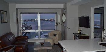 Seaport Luxury Harborview Apartments By Sparesuite