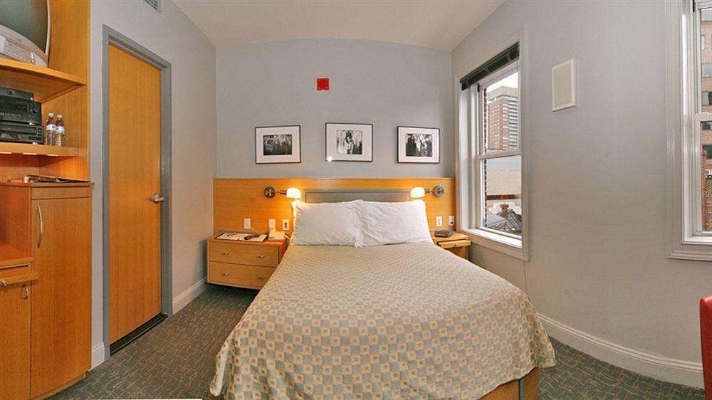 Charlesmark Hotel 3*