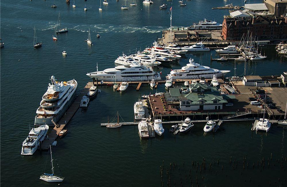 Yacht Haven 4* Boston