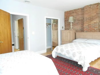 Brigham Circle Brownstone *