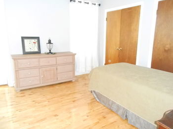 Brigham Circle Brownstone Apartment *