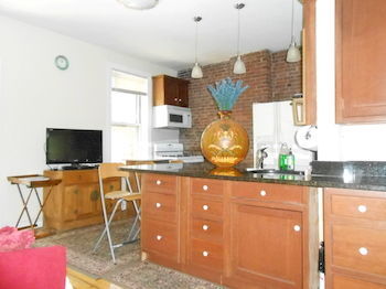 Brigham Circle Brownstone Apartment
