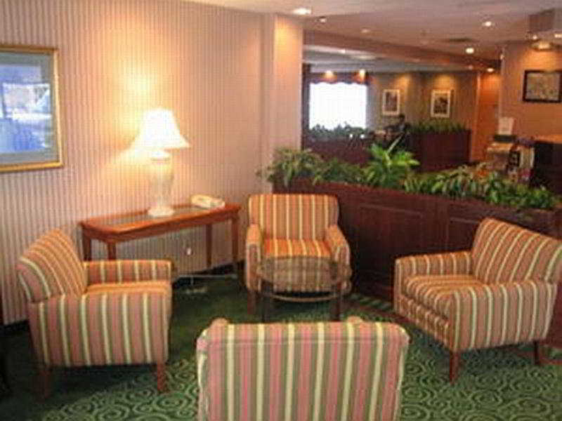 Holiday Express By Ihg Hotel Boston