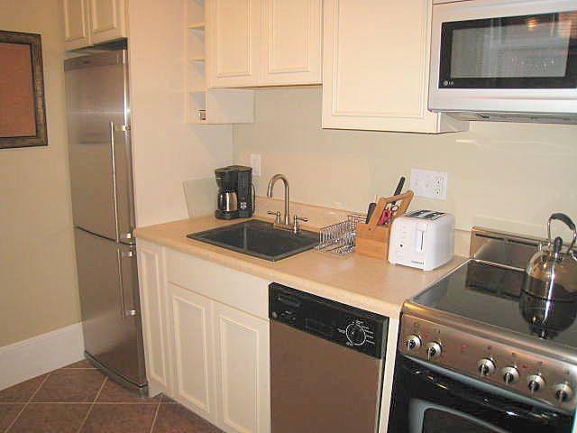 Back Bay Suites Apartment *