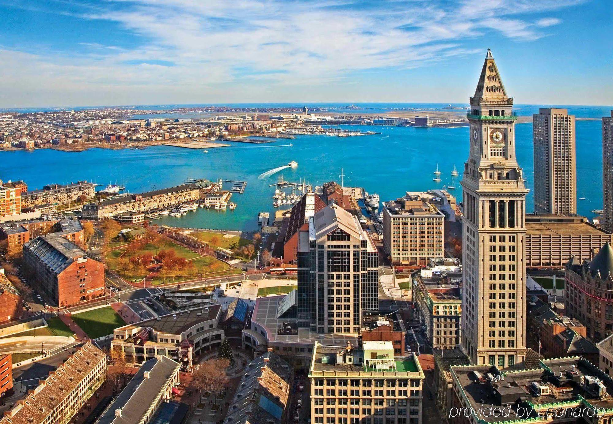 Hotel Marriott Vacation Club At Custom House,   3*