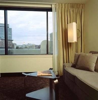 The Boxer 4* Boston