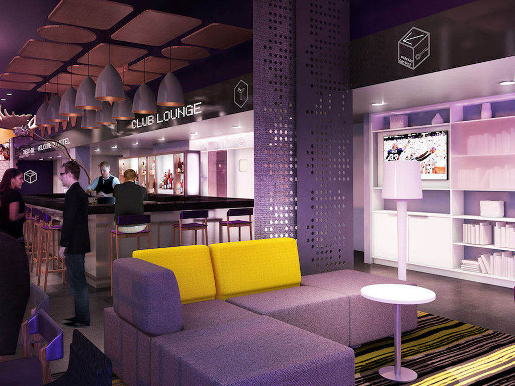 Yotel 4*