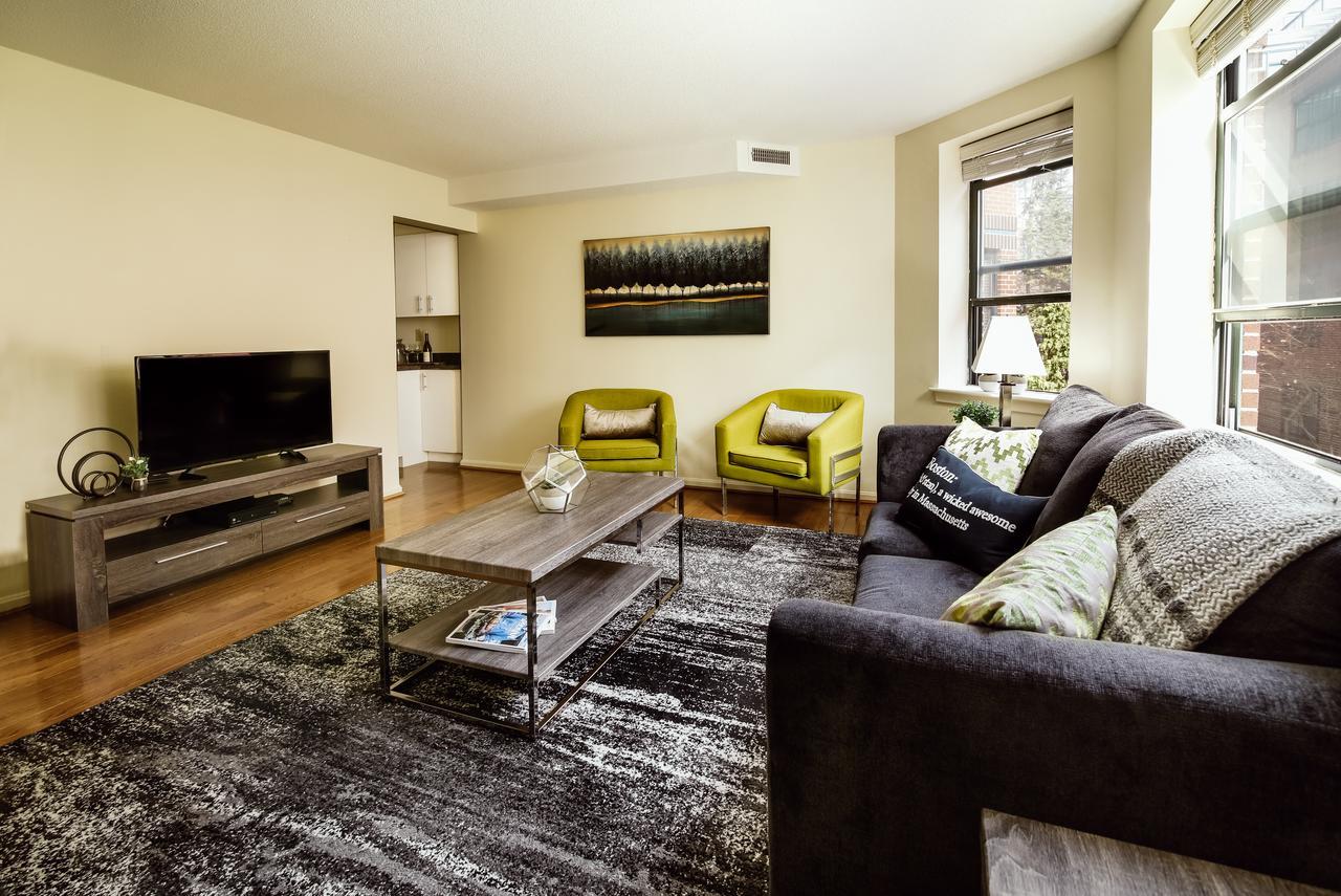 Alfred On Garrison Street Apartment *