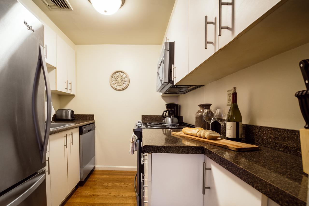 Alfred On Garrison Street Apartment *