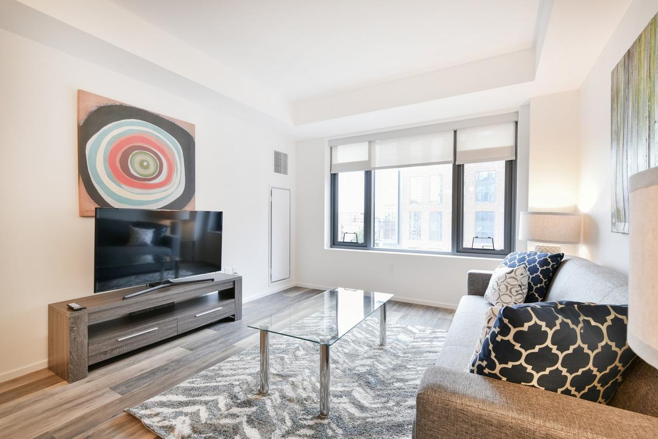 Global Luxury In South End *