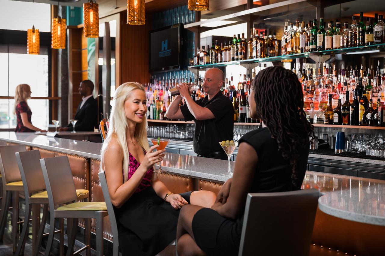 Harborside Hotel