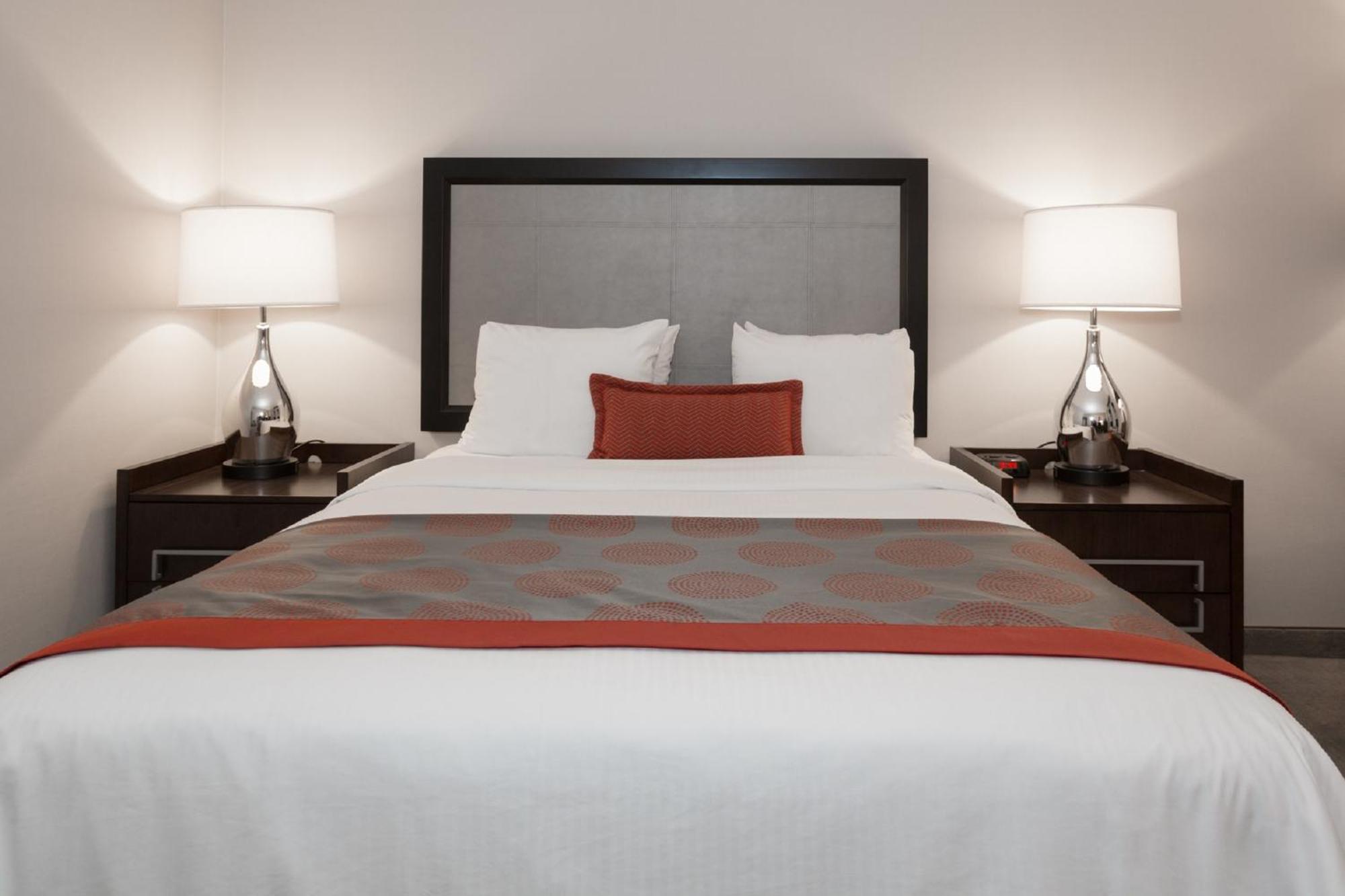 Ramada By Wyndham 3*