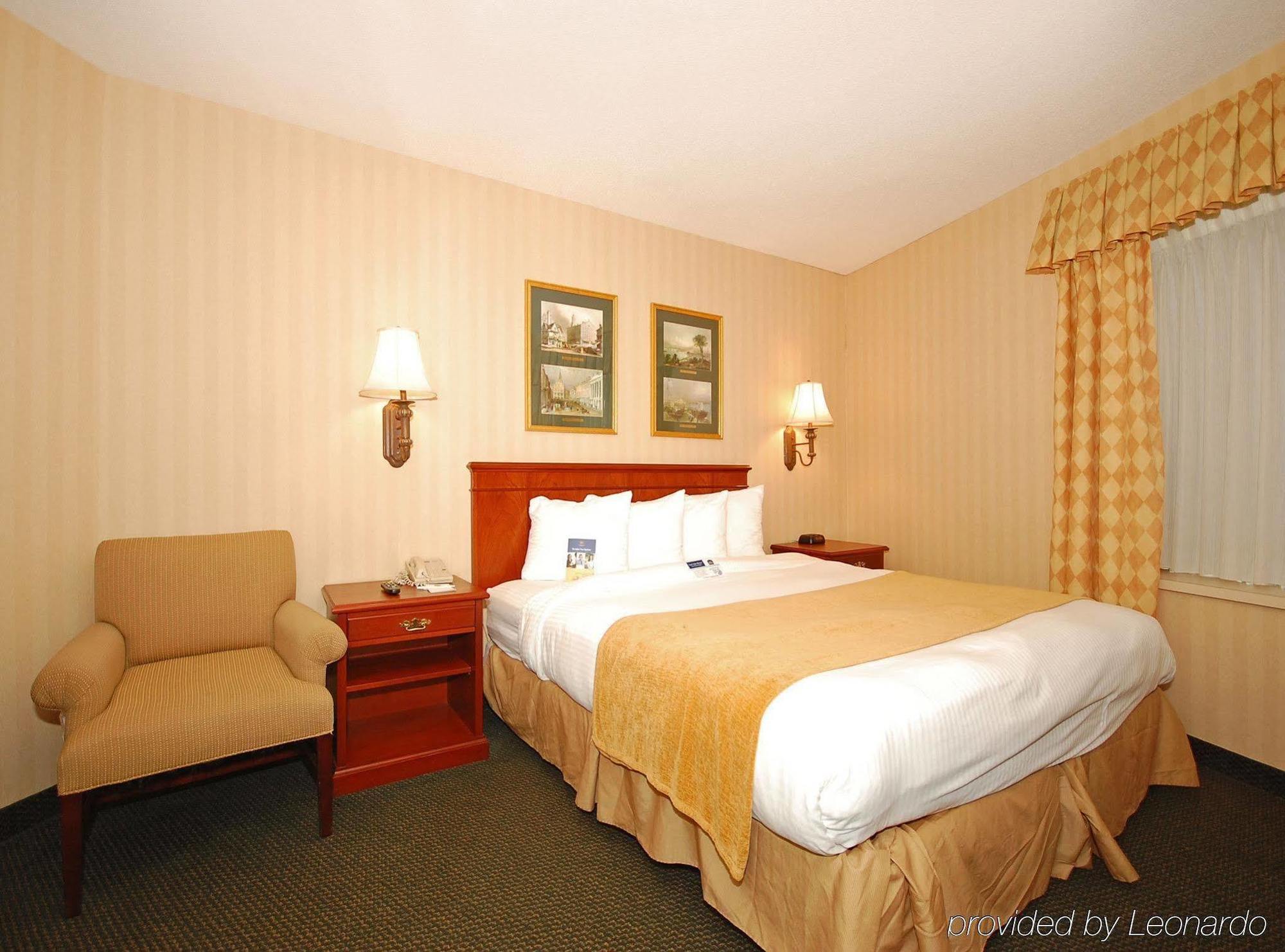Best Western Plus 2* Boston