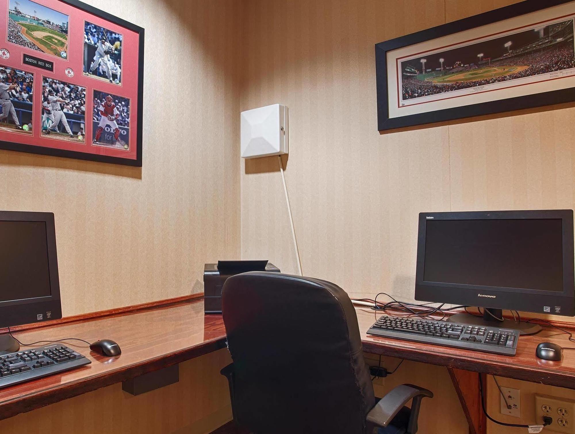 Best Western Plus 2* Boston