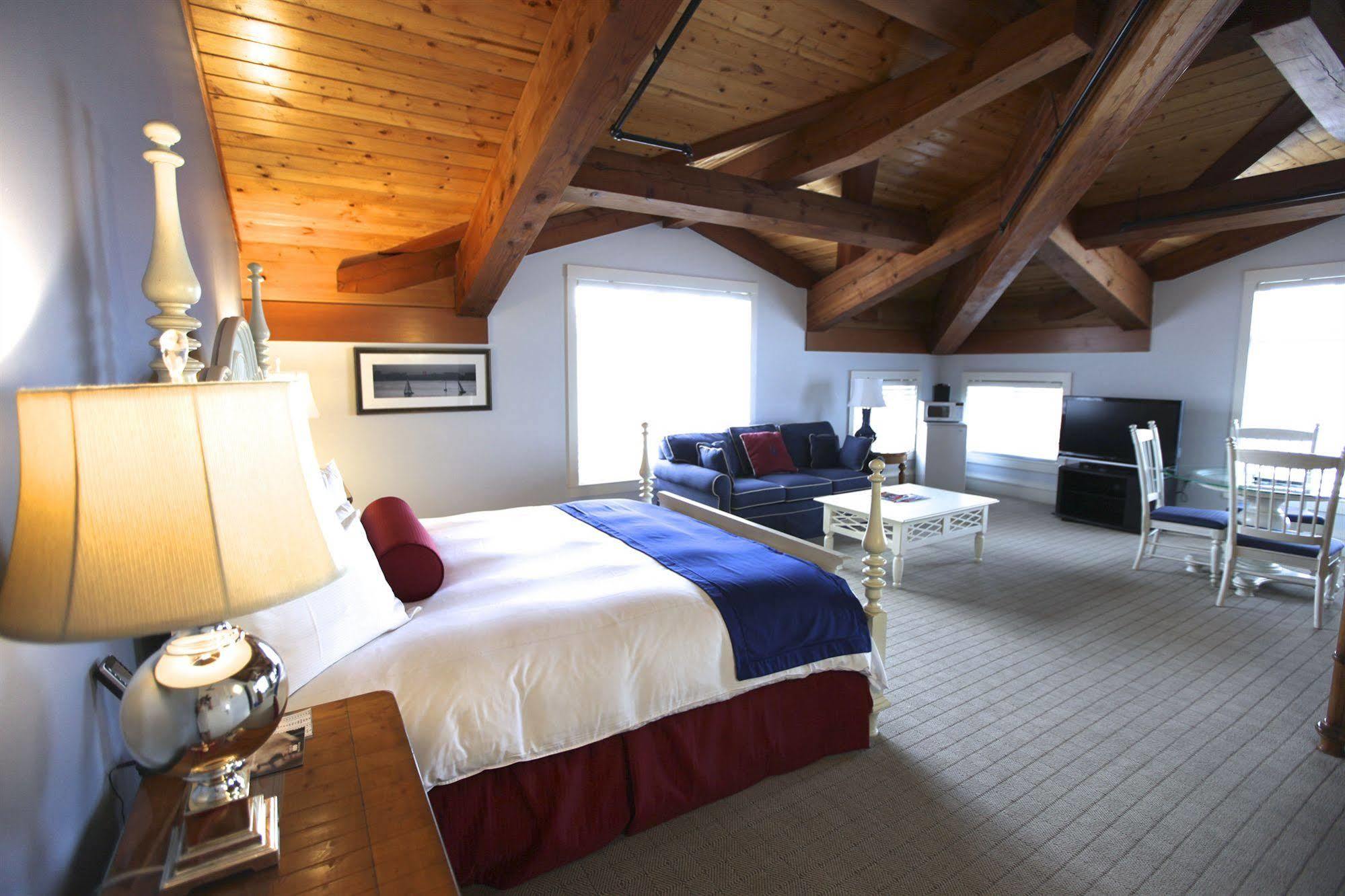 Yacht Haven Inn Boston