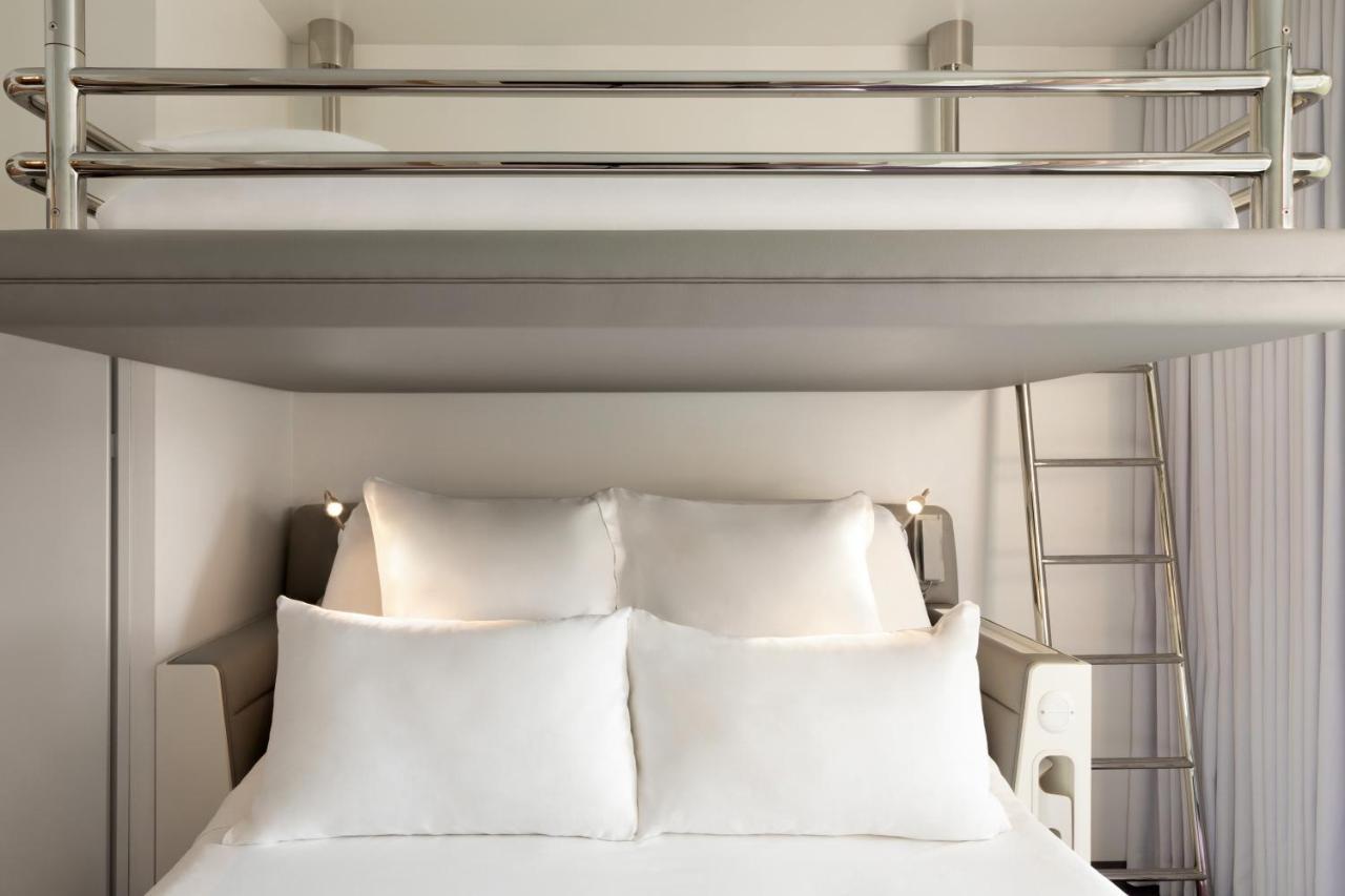 Hotel Yotel