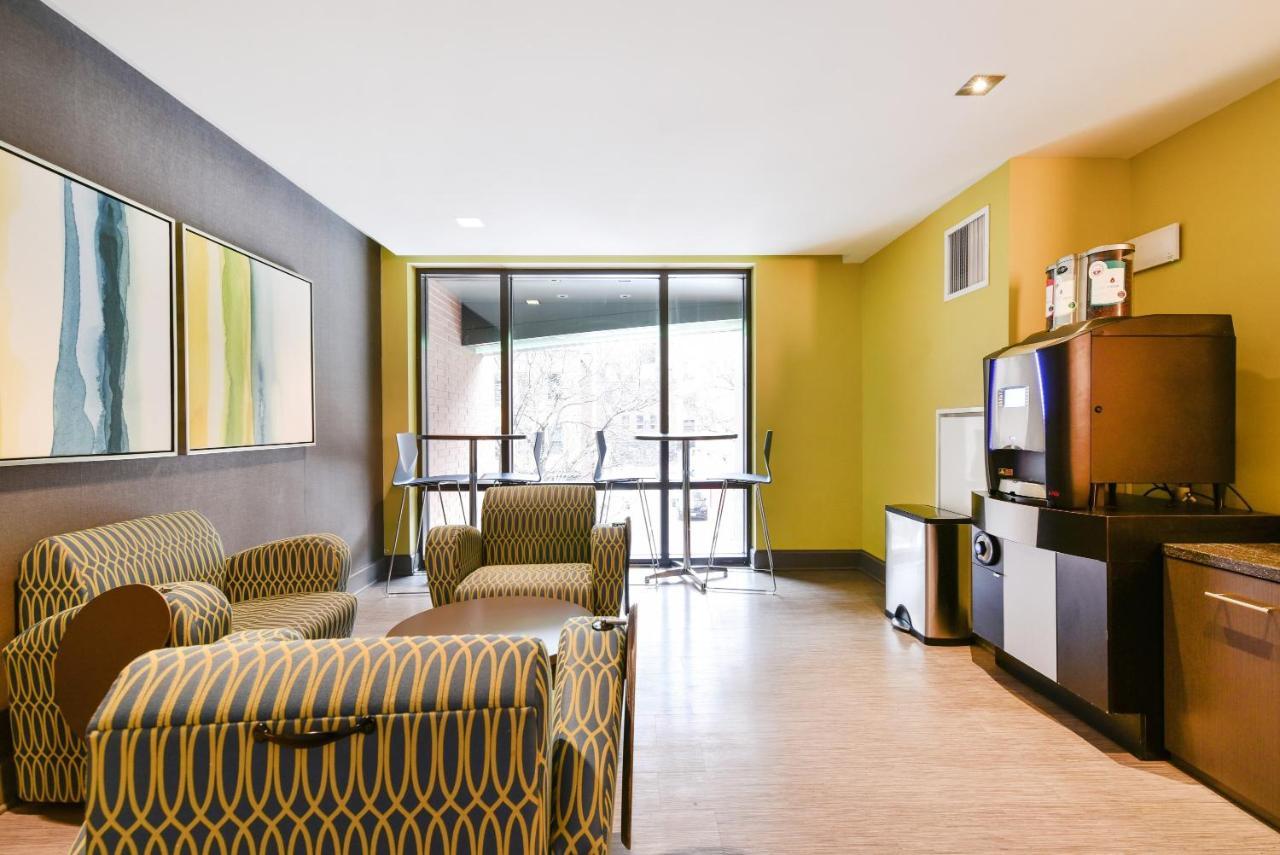 Global Luxury At Garden Boston
