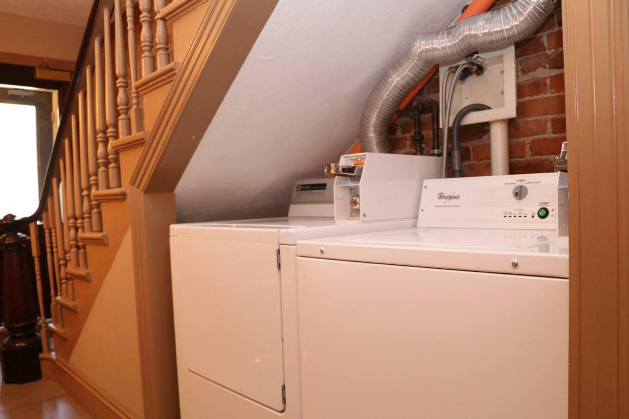 Stylish Downtown In The Southend, C.ave# 2 Apartment *