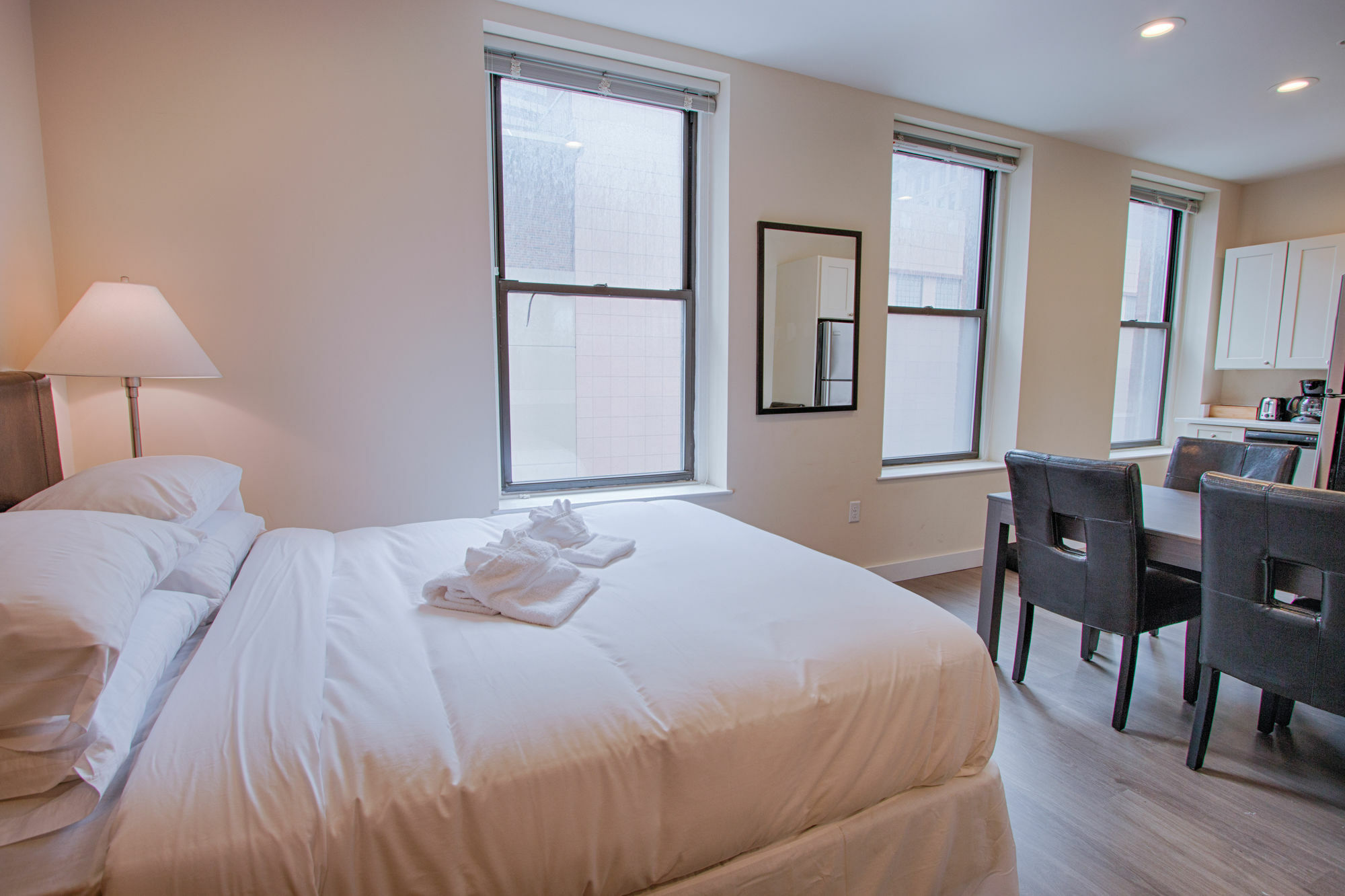 Apartment Bright In Downtown Crossing By Sonder