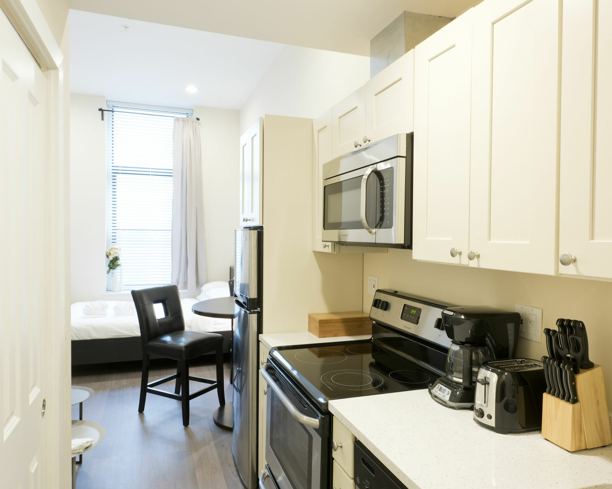 Serene In Downtown Crossing By Sonder
