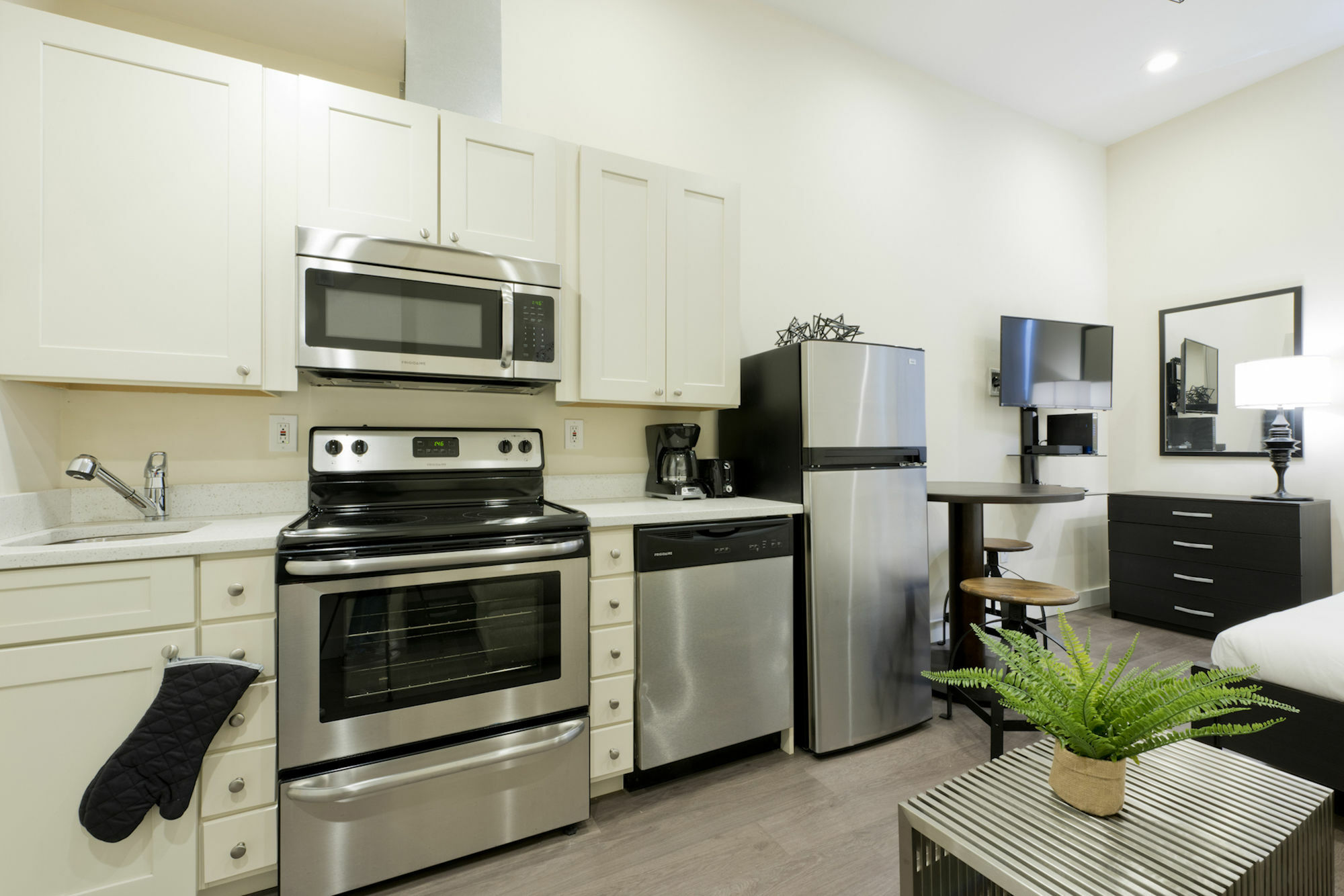 Lively In Downtown Crossing By Sonder Apartment Boston