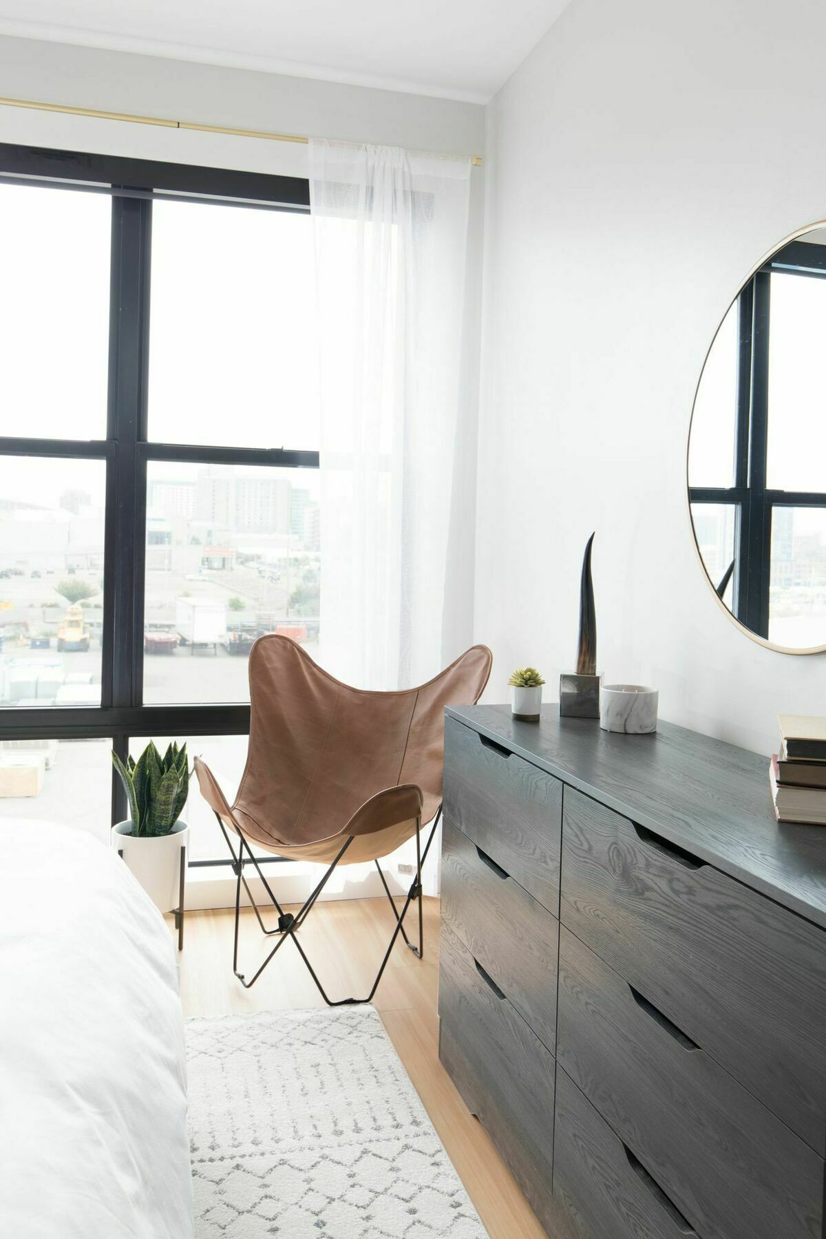 Distinctive 2br In Seaport By Sonder *