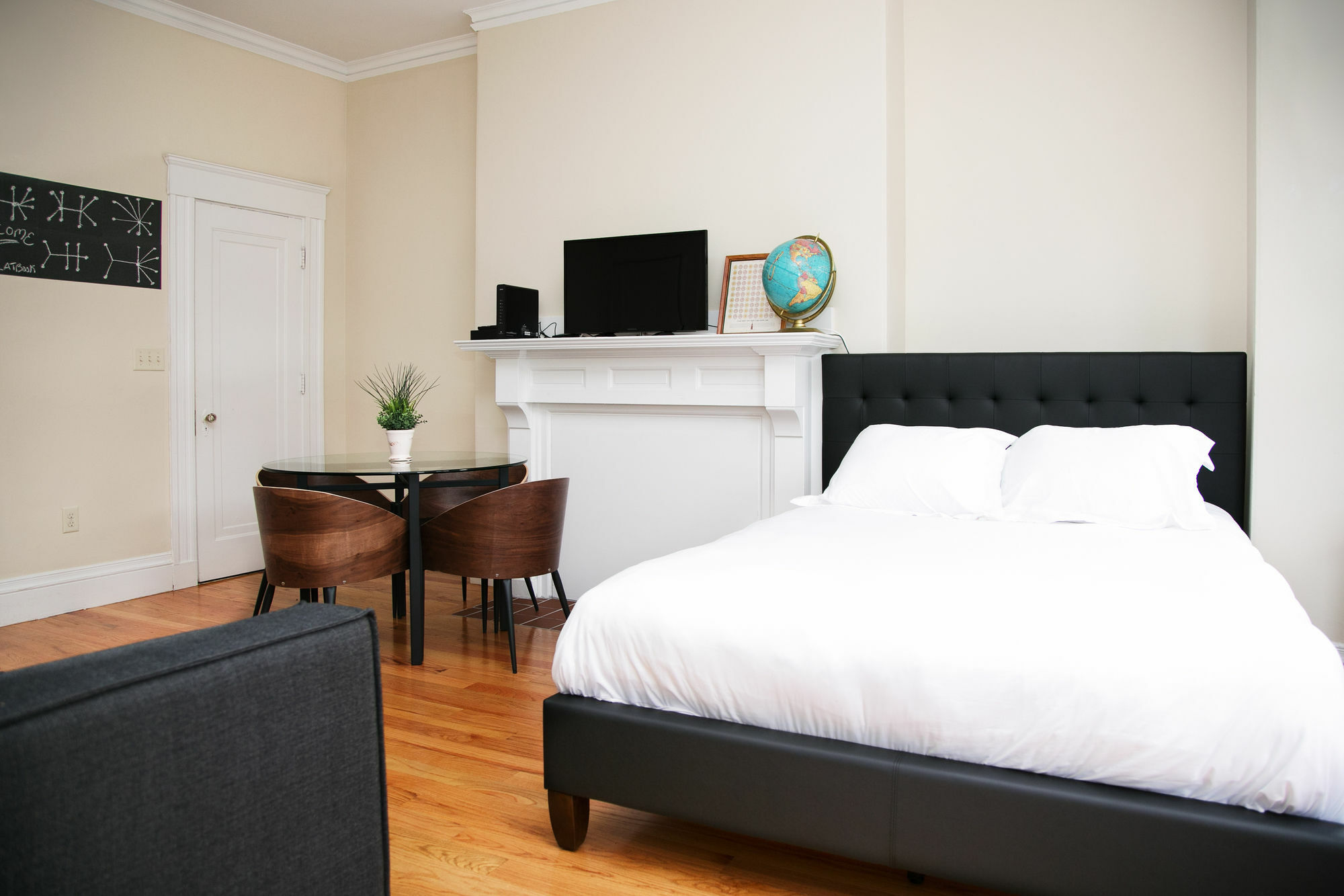 Posh In Back Bay By Sonder Boston