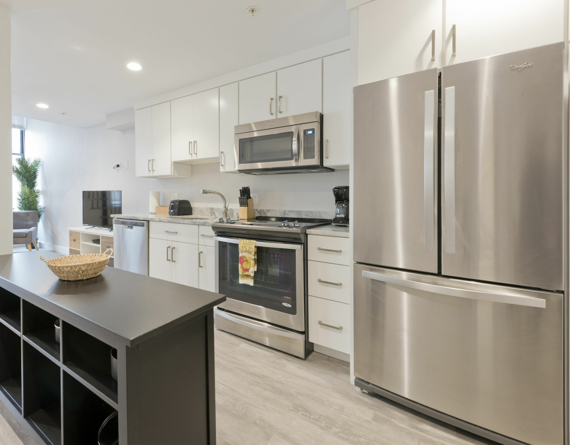 Loft Style 2br In Downtown By Sonder
