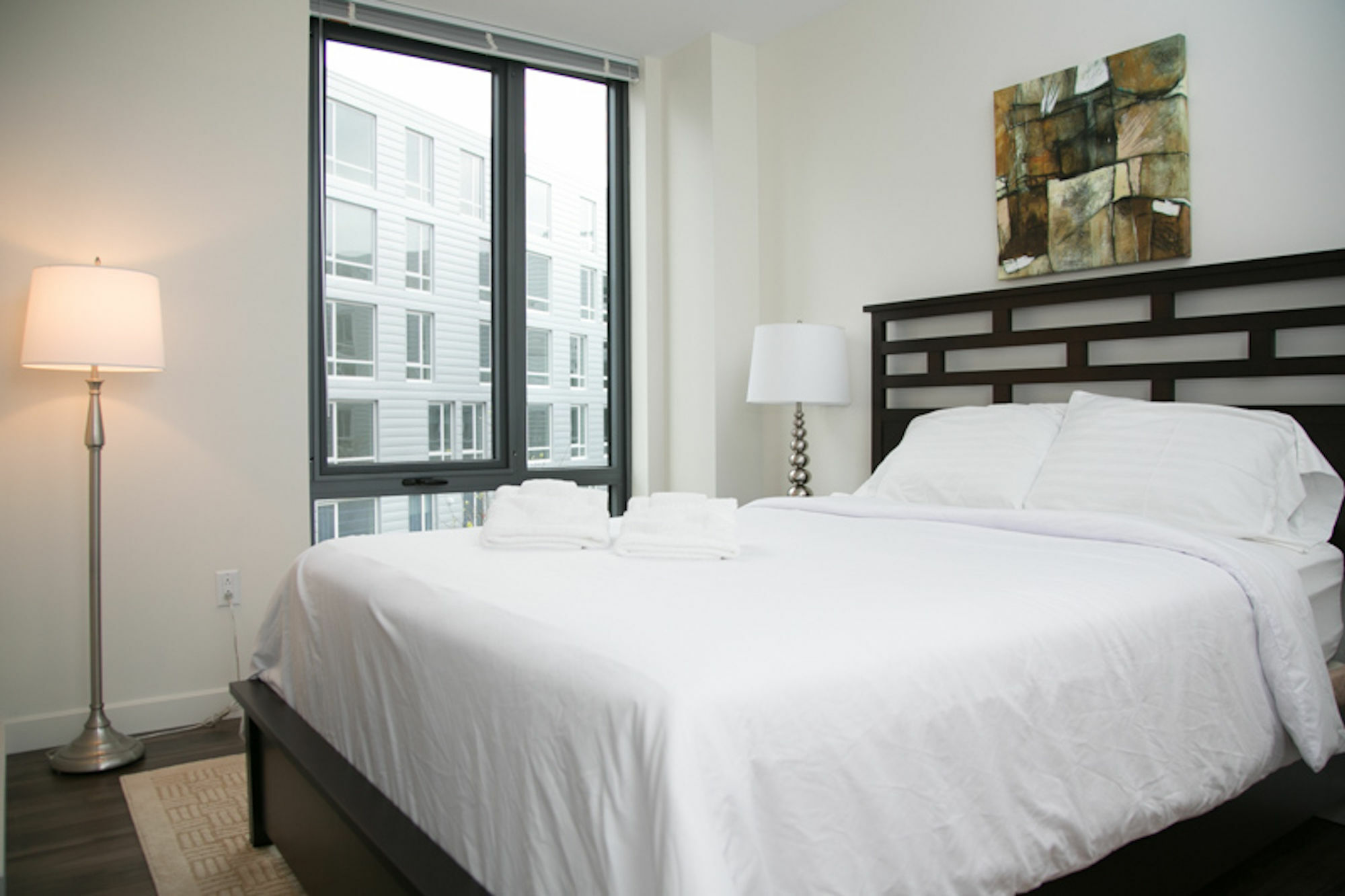 Bold 2br In Allston By Sonder