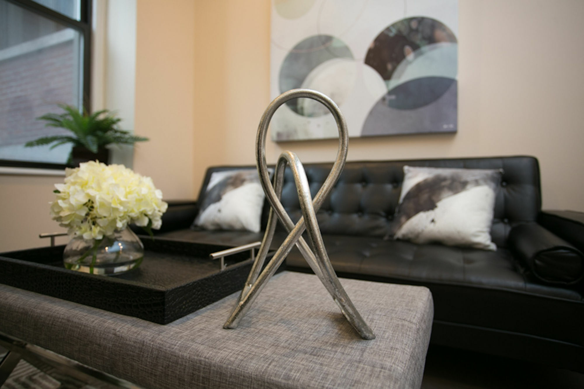 Chic 1br In Downtown By Sonder