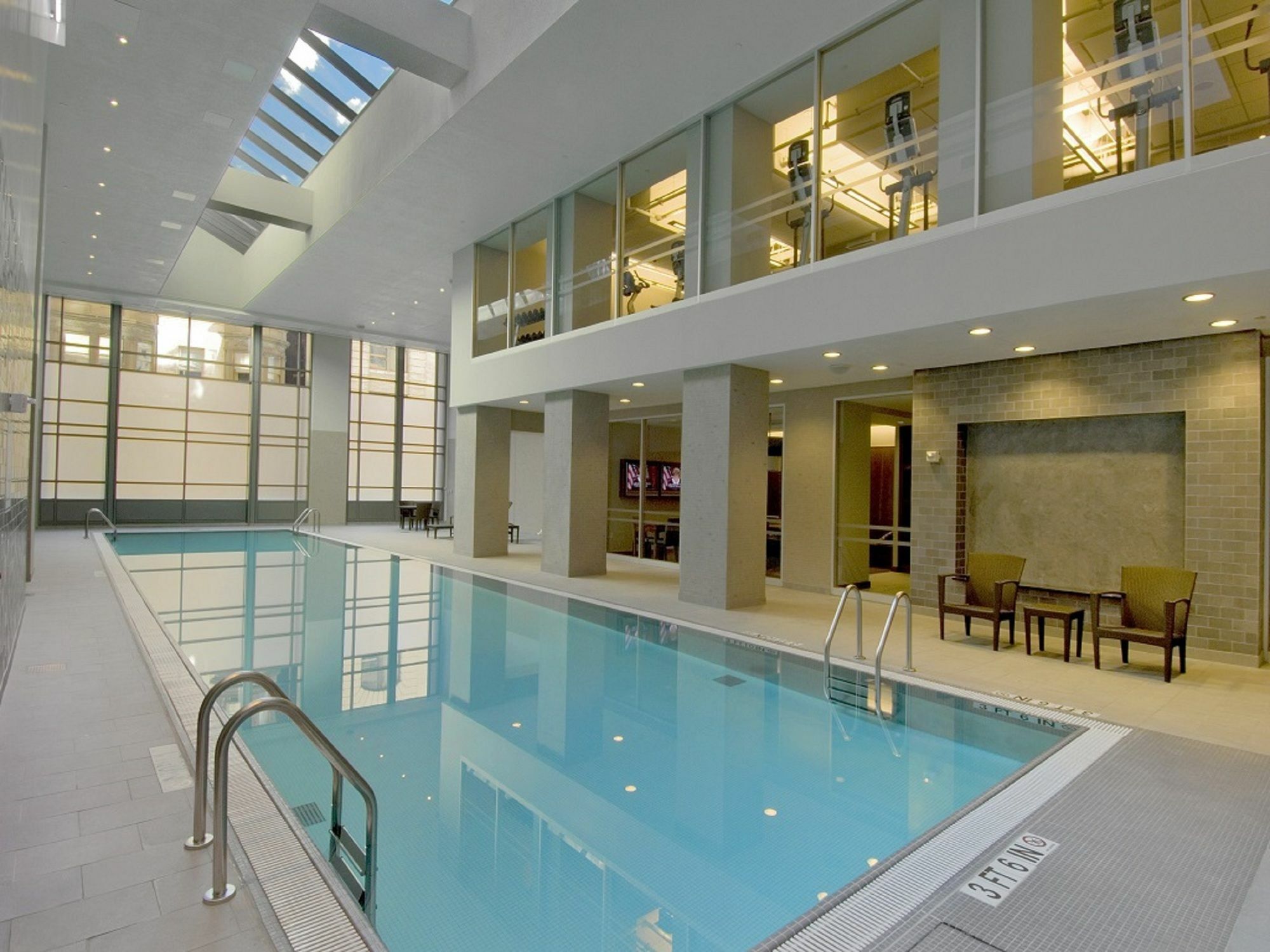 Global Luxury At China Town Apartment Boston