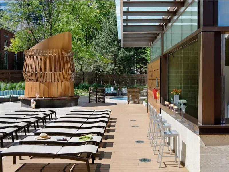 Global Luxury At The Commonwealth Apartment