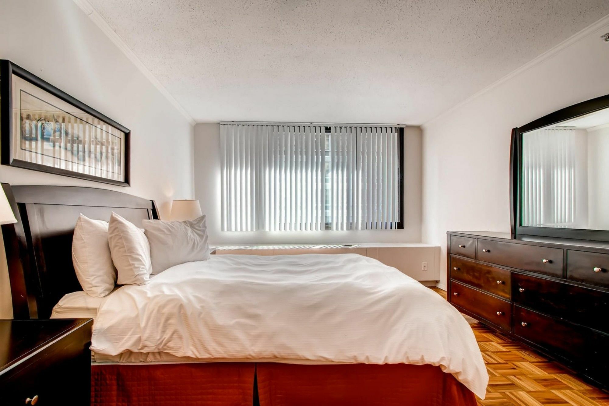 Global Luxury At The Commonwealth Apartment Boston
