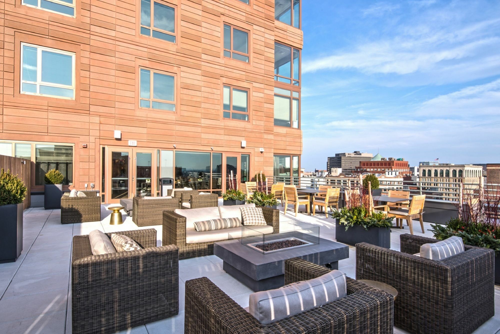 Apartment Global Luxury At The Theater District Boston