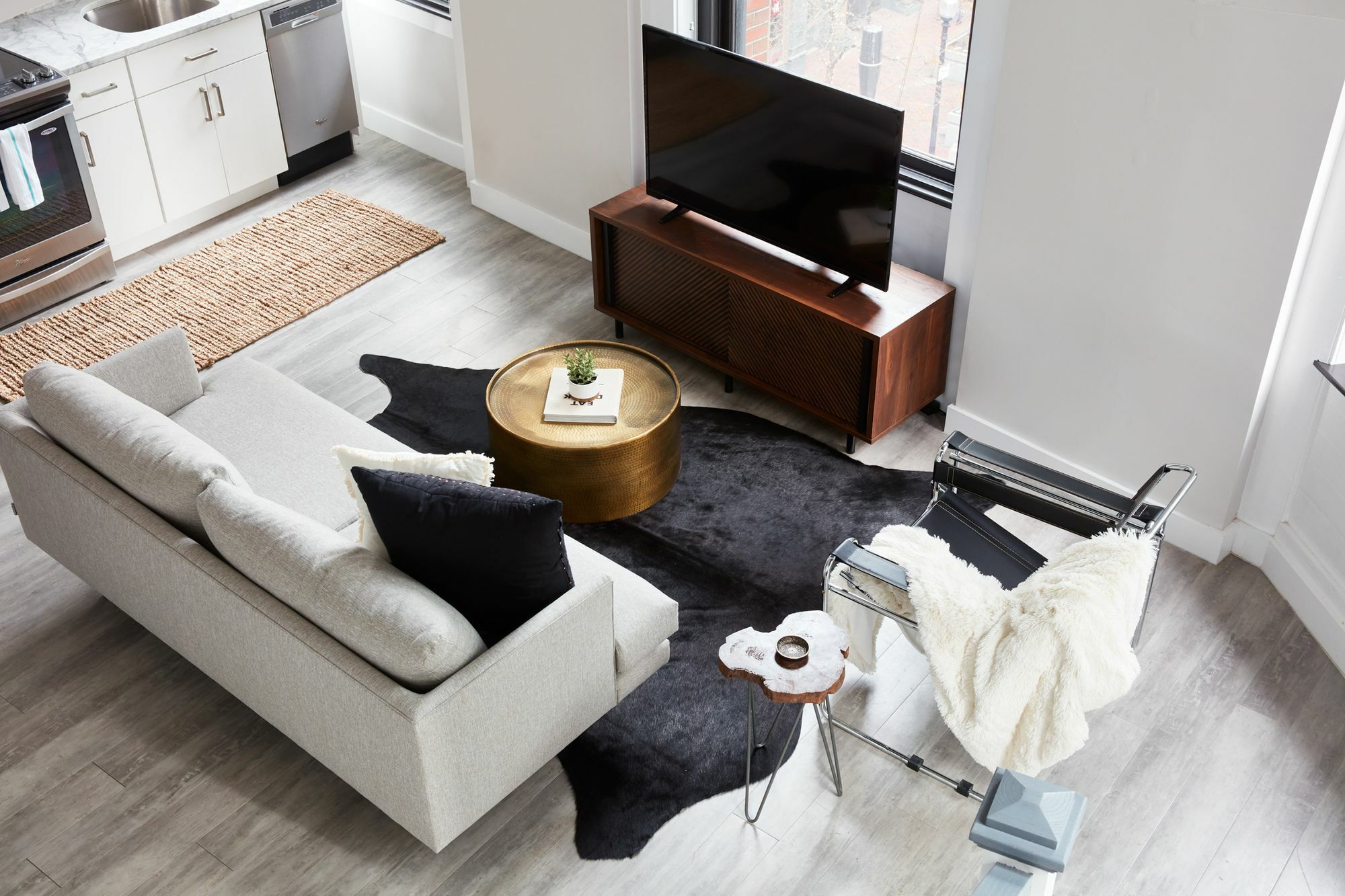 Bi-level 1br In Downtown Crossing By Sonder Apartment