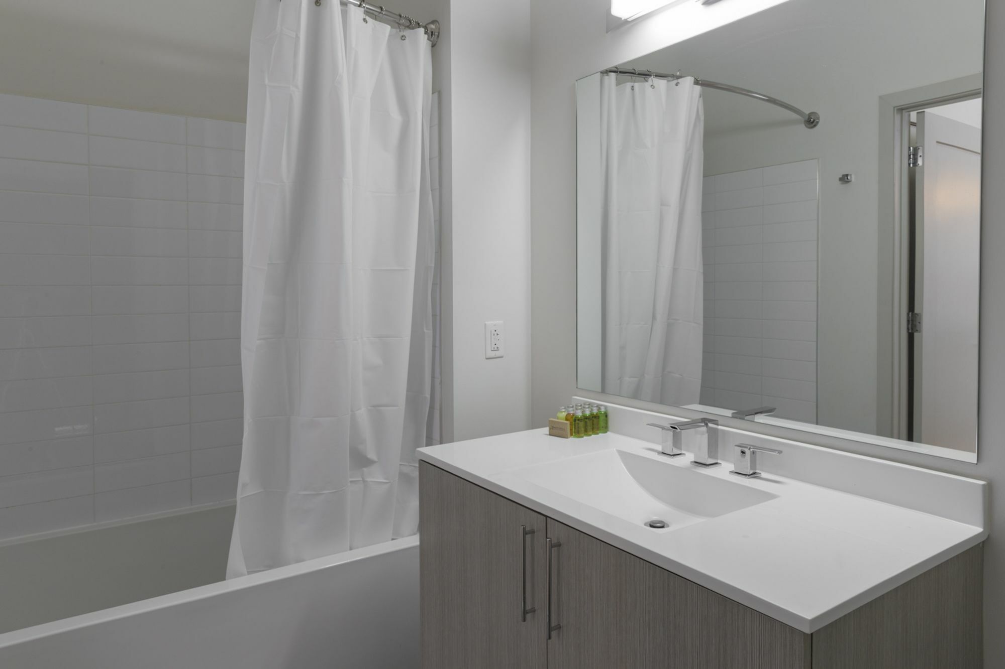 Chic 2br In Seaport By Sonder Apartment *