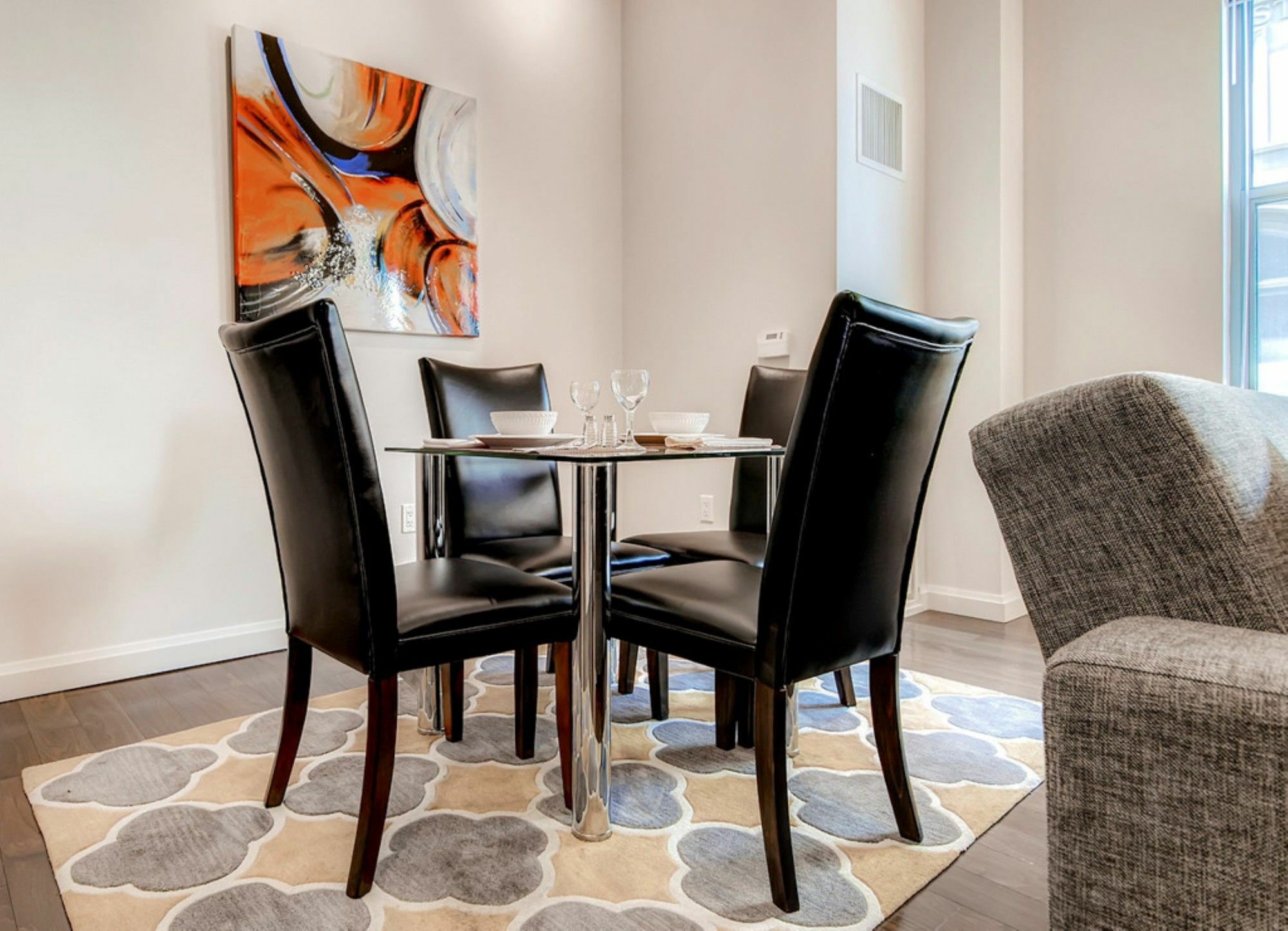 Global Luxury At Garden * Boston