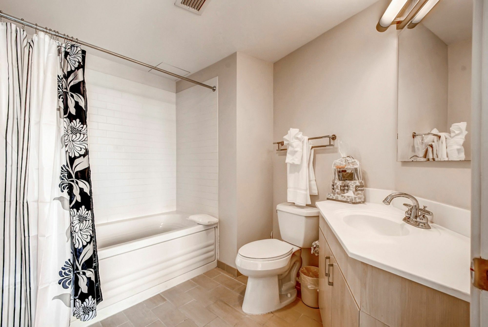 Apartment Global Luxury At Garden Boston