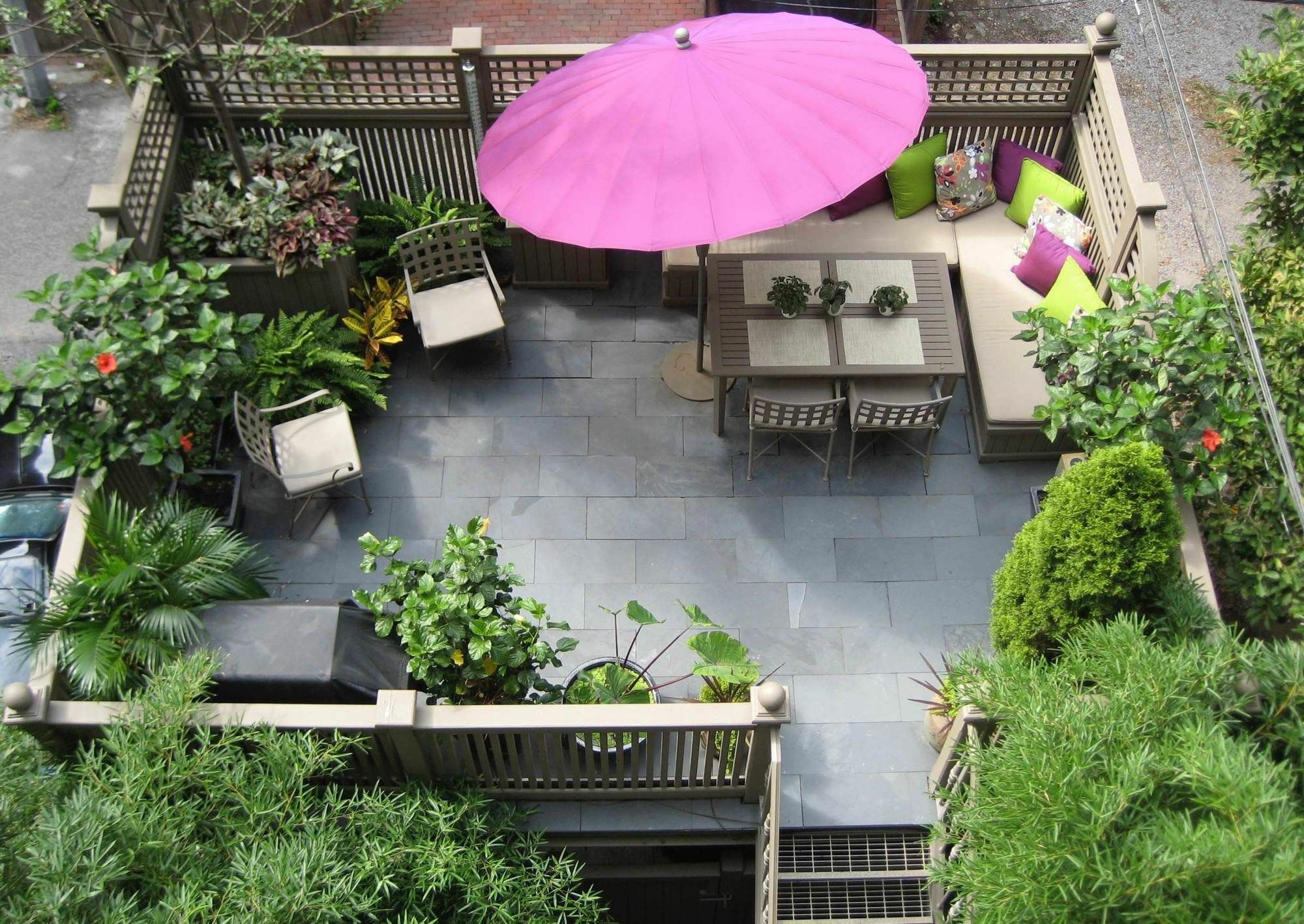 Clarendon Square 4*