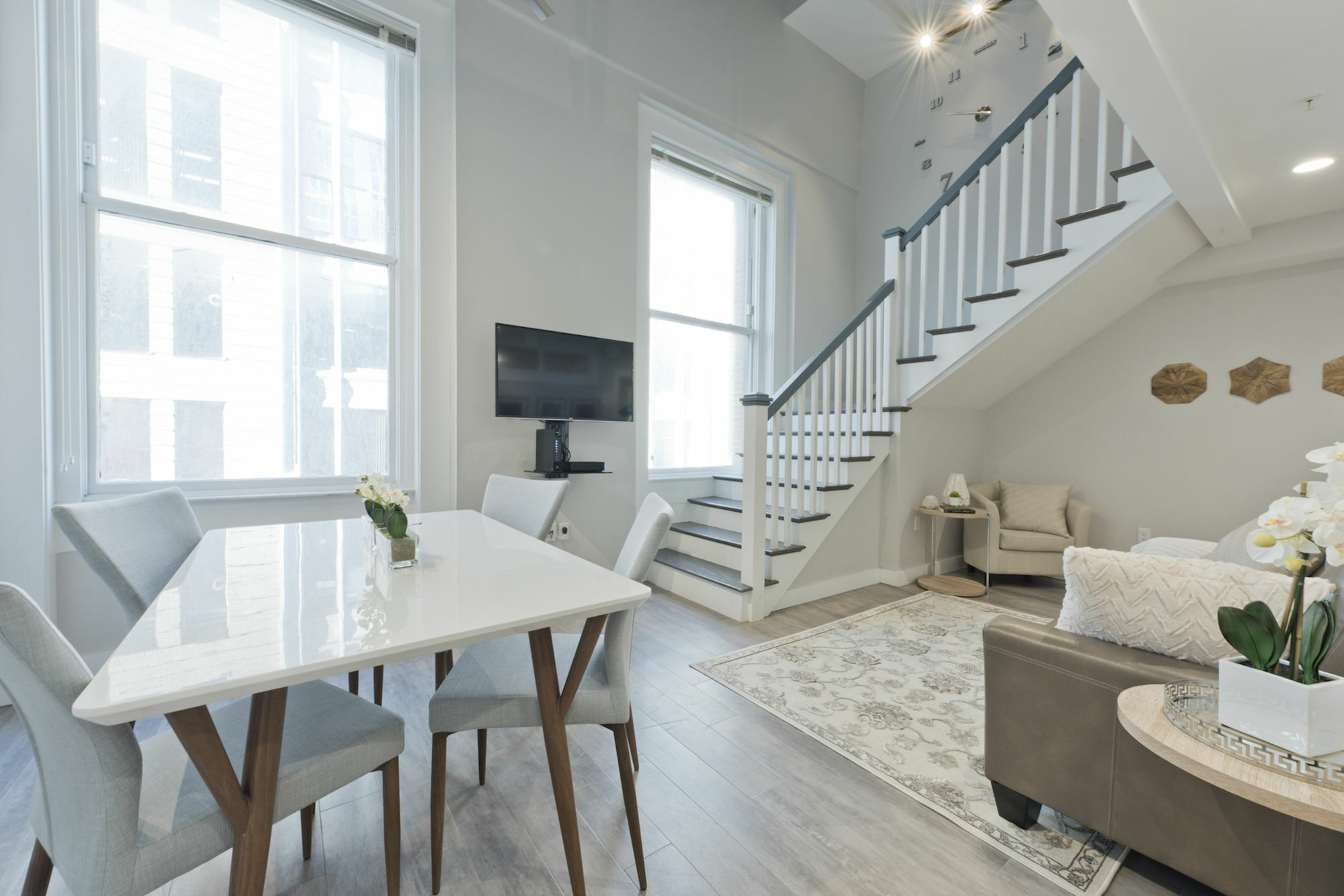 Apartment Industrial 2br In Downtown Crossing By Sonder