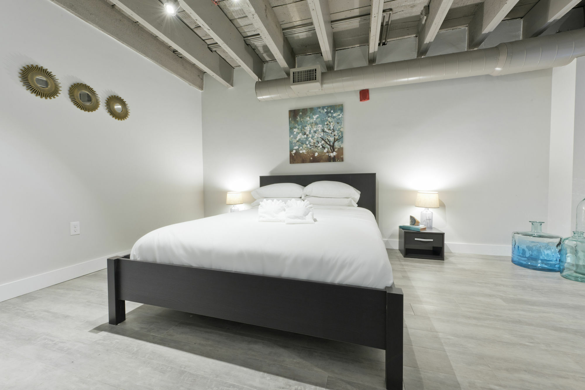Industrial 2br In Downtown Crossing By Sonder Apartment