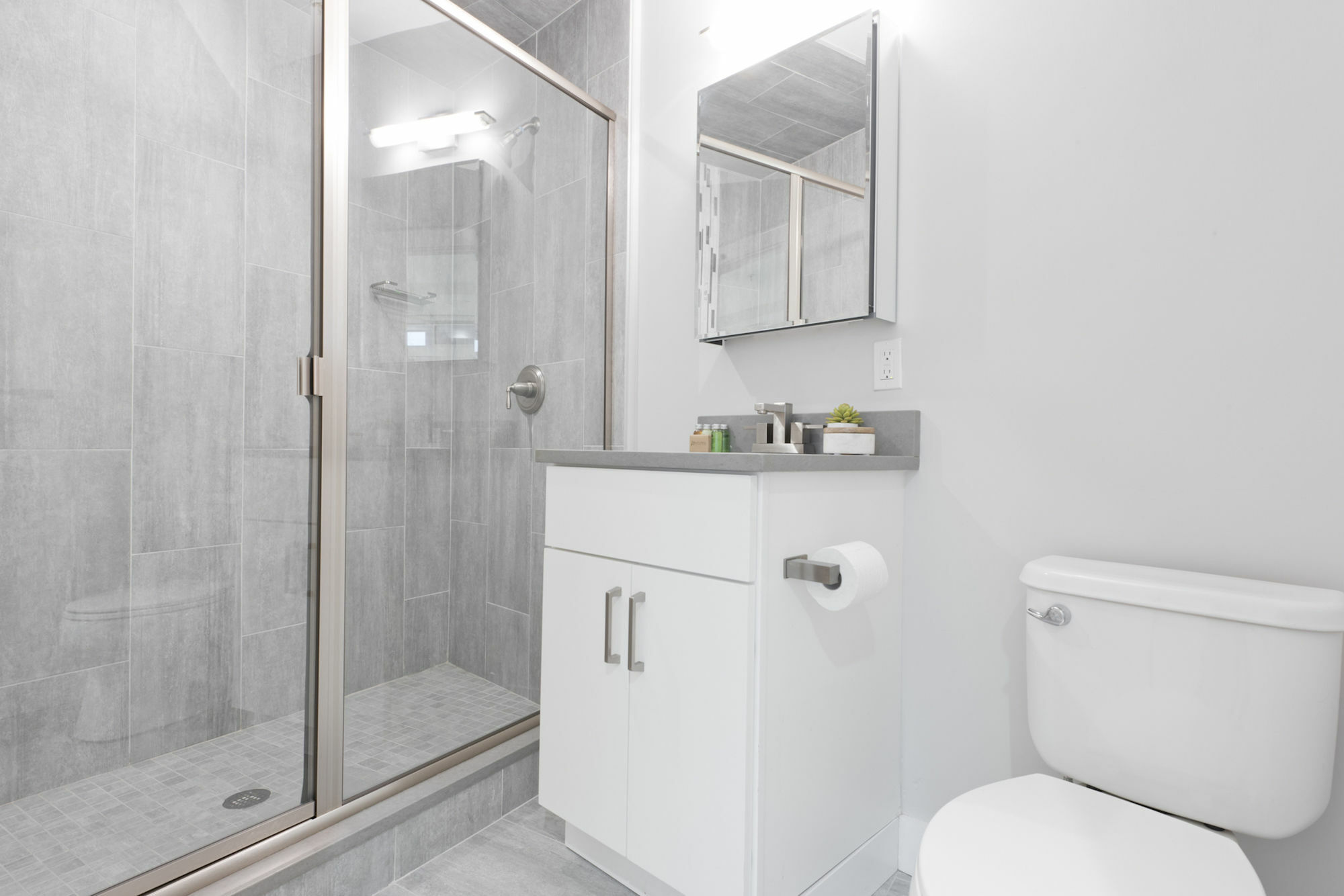 Apartment Industrial 2br In Downtown Crossing By Sonder