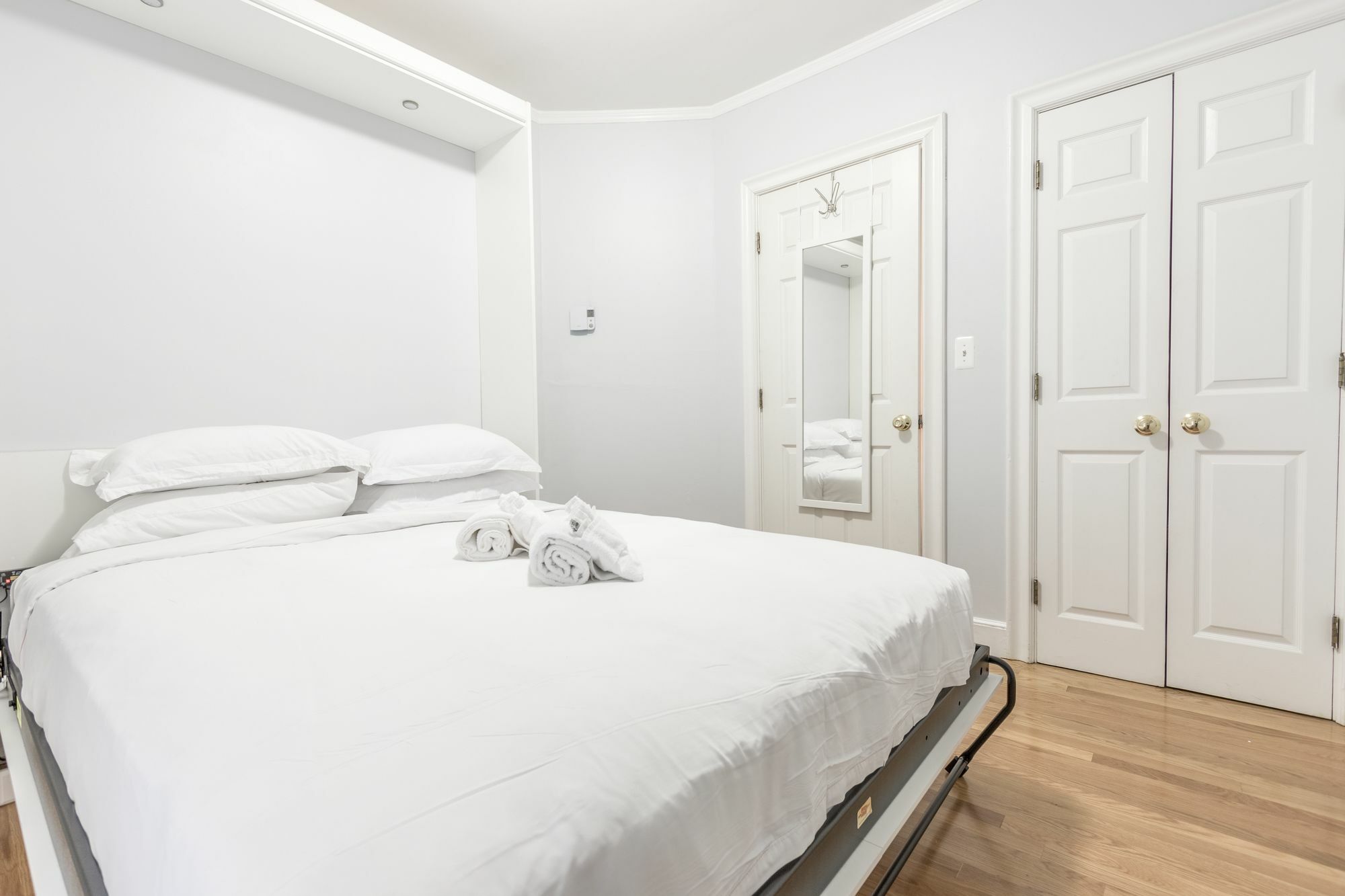 New - Lovely 2br In South End By Sonder *