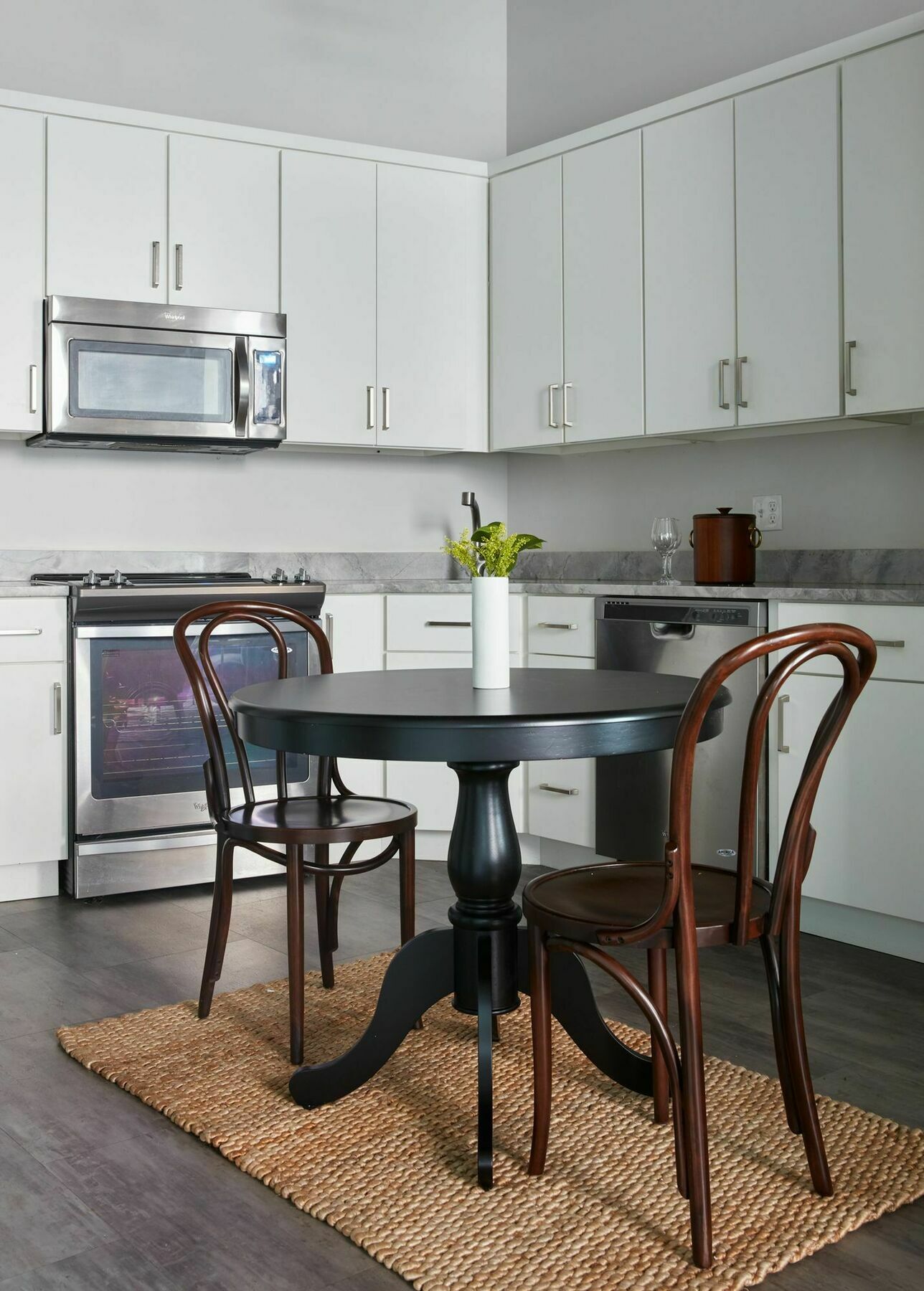 Apartment Sunny In Downtown Crossing By Sonder Boston