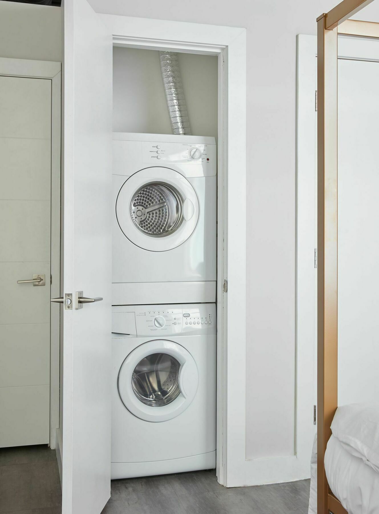 Lively 1br In Downtown Crossing Boston